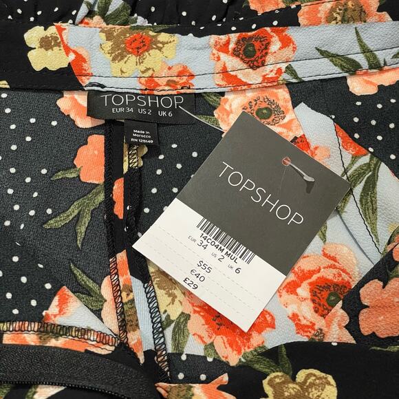 NWT Topshop Pansy And Spot Print Shorts - Black Multi - US 2 - Picture 8 of 11